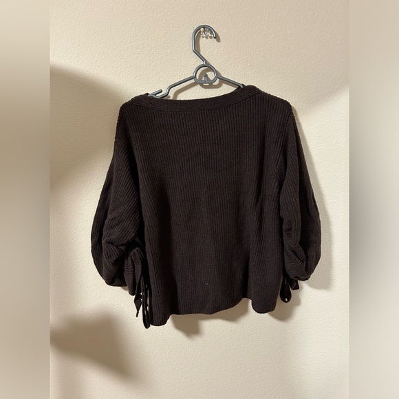 Women’s Cashmere Wool Blend Sweater Ivory White & Brown Color Available - Picture 5 of 11